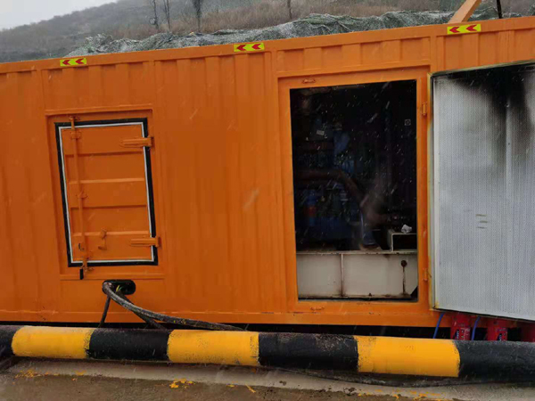 南岳发电车出租-应急柴油发电机组选什么样的比较好？