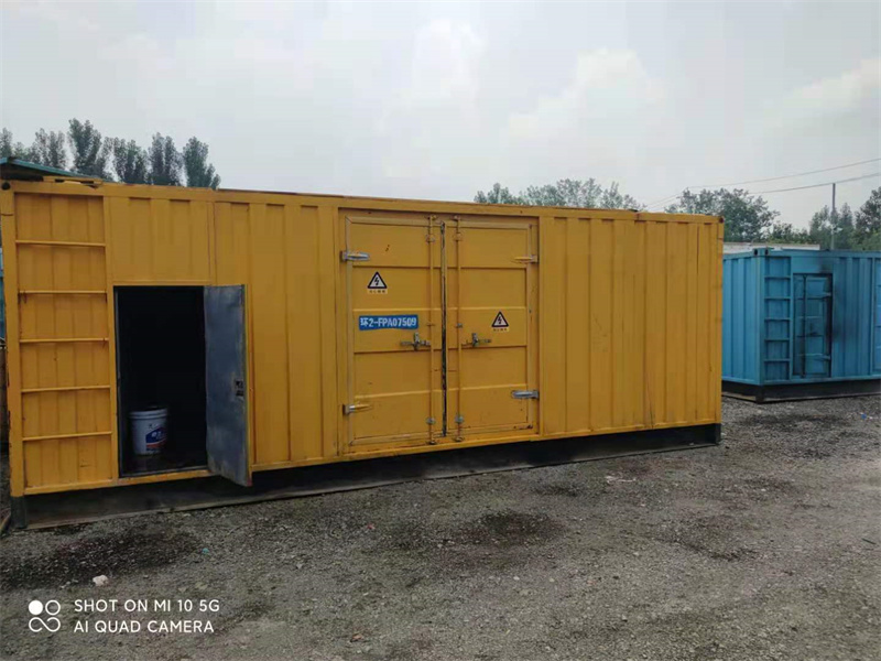 南岳200KW柴油发电机组需要配备什么型号的电缆线？