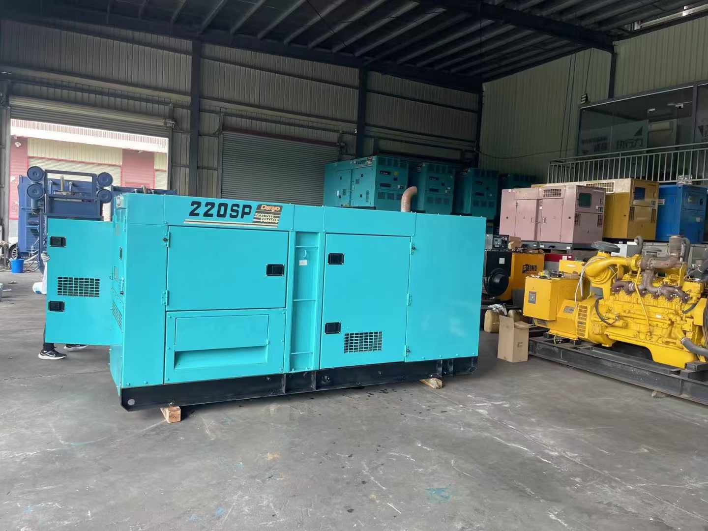 南岳800kW 柴油发电机的输出电流波动范围是多少?